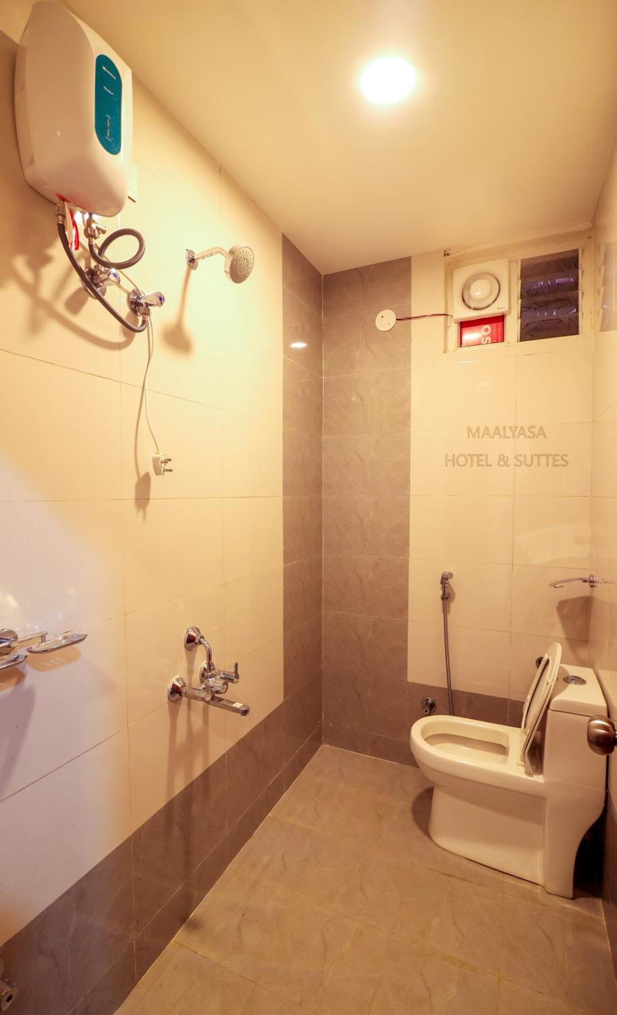 Maalyasa Hotel And Suites Hyderabad Esterno foto