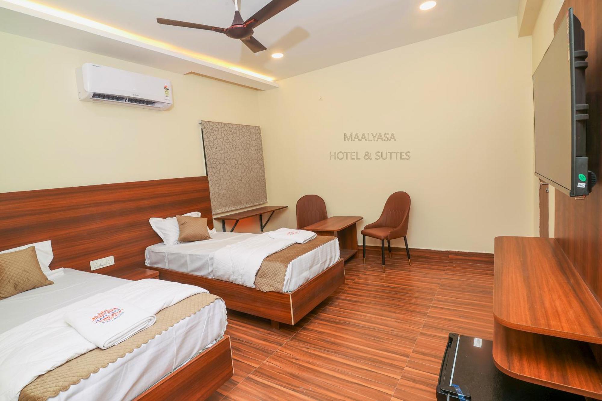 Maalyasa Hotel And Suites Hyderabad Esterno foto