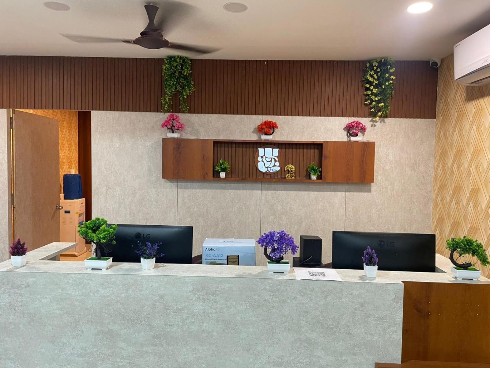 Maalyasa Hotel And Suites Hyderabad Esterno foto