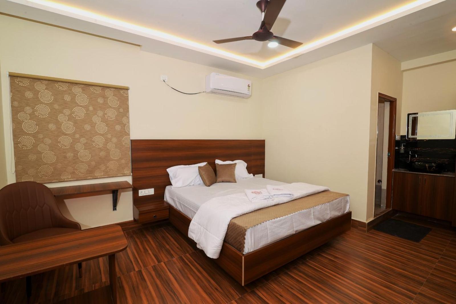 Maalyasa Hotel And Suites Hyderabad Esterno foto